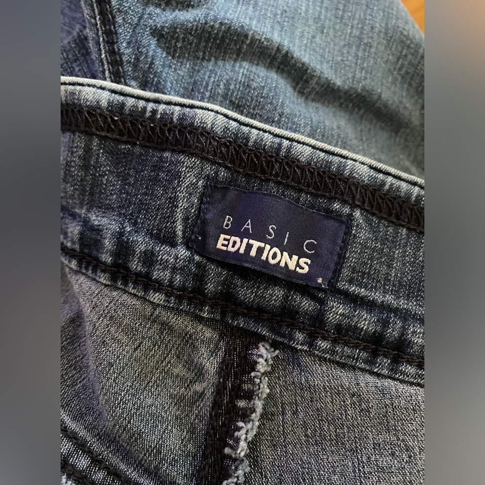 Basic Editions Jeans - Picture 5 of 5